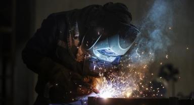 Sanayi üretim endeksi temmuzda aylık yüzde 1,8 azaldı, yıllık yüzde 5 arttı