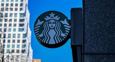 Starbucks mağazalarını kapatıyor! 900 çalışanını işten çıkaracak