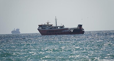 Tekirdağ'da poyraz 2 gündür deniz ulaşımını olumsuz etkiliyor