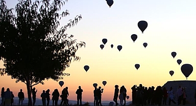 Türkiye geçen yıl 117,2 milyar dolarlık hizmet ihracatı yaptı