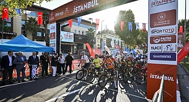Uluslararası İstanbul Bisiklet Turu'nun 4. ve son etabı Fatih'te başladı