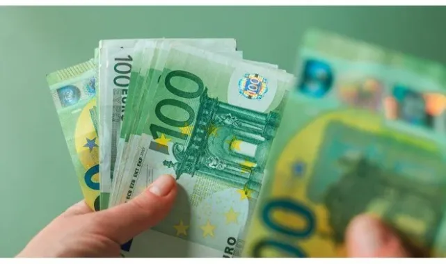 Almanya'da saatlik asgari ücret 2027'ye kadar 14,60 avroya yükselecek