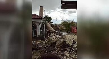 Ankara'da şiddetli rüzgarın devirdiği konteynerdeki bir kişi yaşamını yitirdi