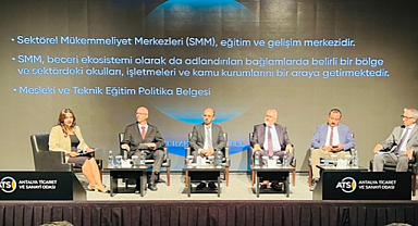 Antalya'da turizm sektörü ile eğitim paydaşları buluştu