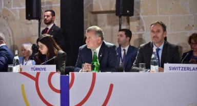 Bakan Bak'tan Erdoğan ve Trump'a