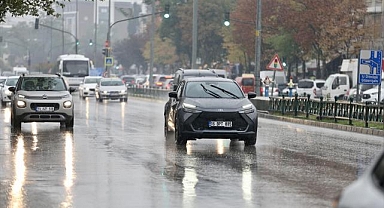 Bursa'da sağanak etkili oluyor