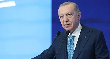 Cumhurbaşkanı Erdoğan, Azerbaycan dönüşü gazetecilerin sorularını yanıtladı: (1)