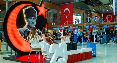 Cumhuriyet Bayramı Sabiha Gökçen Havalimanı'nda kutlandı