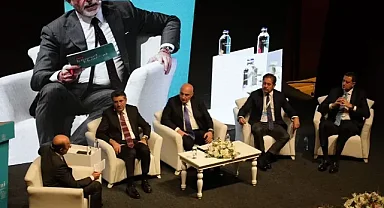 Dünya Gazetesi Ekonomi Zirvesi'nde bankacılık sektörü masaya yatırıldı