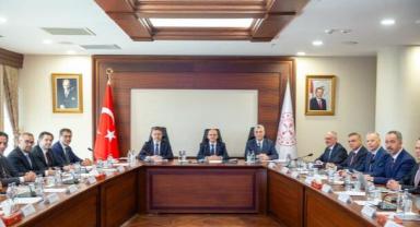 Gıda Komitesi, Hazine ve Maliye Bakanı Mehmet Şimşek'in ev sahipliğinde toplandı