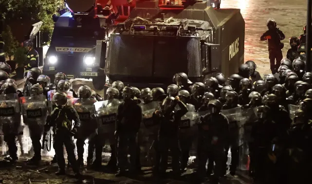 Gürcistan'daki protestoda çıkan arbedede 21 polis ve 6 gösterici yaralandı