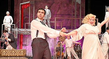 İBB Şehir Tiyatroları'nın sezon açılış oyunu Gazze'de öldürülen çocuklara ithaf edildi