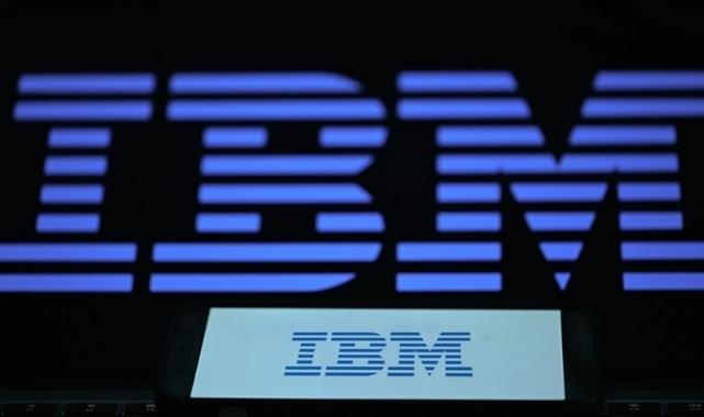 IBM'in geliri üçüncü çeyrekte arttı