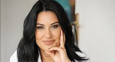 İclal Aydın, 3 Kasım'da tek kişilik sahne performansını sergileyecek