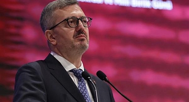 İletişim Başkanı Duran, 2025 Dünya Superbike şampiyonu Razgatlıoğlu'nu tebrik etti