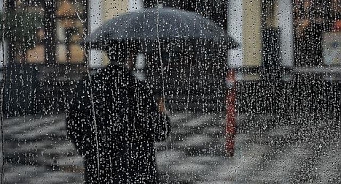 İstanbul'da bazı bölgelerde sağanak etkili oluyor