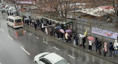 İstanbul'da sabah saatlerinde trafik yoğunluğu yüzde 76'ya çıktı