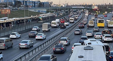 İstanbul'da trafik yoğunluğu yüzde 83'e ulaştı