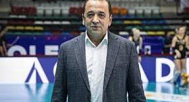 Kuzeyboru Kadın Voleybol Takımı, başantrenör Mehmet Bedestenlioğlu ile yollarını ayırdı