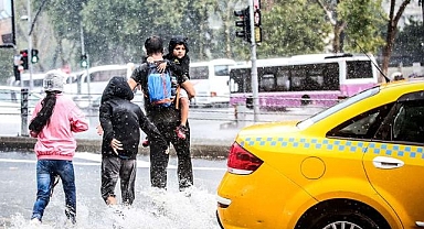 Marmara ve Ege'de kuvvetli sağanak bekleniyor