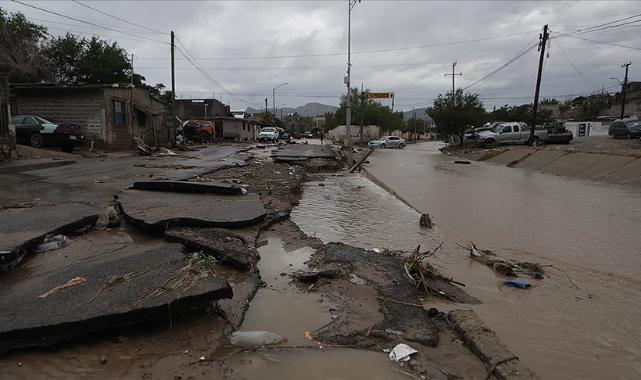 Meksika'da şiddetli yağışlar nedeniyle hayatını kaybedenlerin sayısı 64'e yükseldi