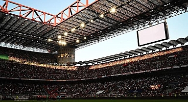 Milano Belediyesi, San Siro Stadı'nın Milan ve Inter kulüplerine satışına onay verdi