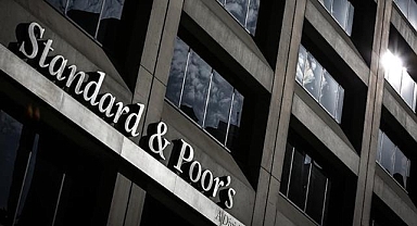 S&P Fransa'nın kredi notunu düşürdü