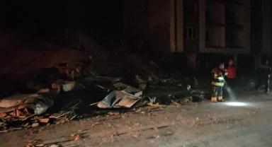 Son dakika..Balıkesir'de 6,1 büyüklüğünde deprem! İstanbul, İzmir, Bursa sallandı