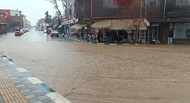 Tekirdağ'da sağanak etkili oldu