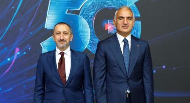 Türk Telekom'un 5G destekli VR teknolojisi AKM'de deneyimlendi