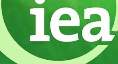 Uluslararası Enerji Ajansı, küresel petrol talebi artış öngörüsünü düşürdü