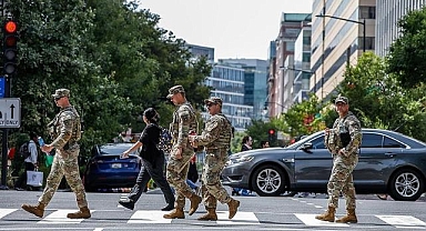 Washington'daki ulusal muhafızların görev süresinin uzatıldığı iddia edildi