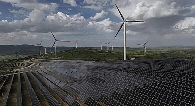 Yenilenebilir enerji kaynakları, küresel elektrik üretiminde ilk kez kömürü geride bıraktı