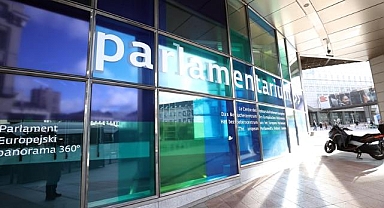 AB'nin 1,5 milyar avroluk yeni savunma sanayisi programı AP'de tartışmalara yol açtı