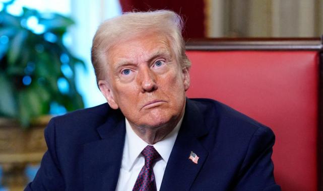 ABD'de anket katılımcılarının yüzde 64'ü Trump'ın yetkisini kullanmada