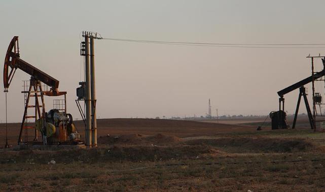 ABD'nin ticari ham petrol stokları yaklaşık 2,8 milyon varil arttı