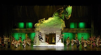 Anadolu Ateşi, AKM'de 