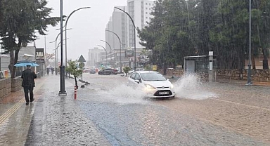 Antalya'nın doğusu için kuvvetli yağış uyarısı