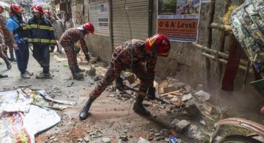 Bangladeş'te 5,5 büyüklüğündeki depremde 3 kişi öldü