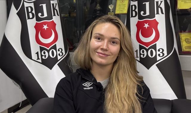 Beşiktaş'ın Polonyalı voleybolcusu Julia Szczurowska'nın siyah-beyaz aşkı: