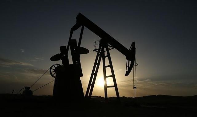Brent petrolün varili 64,80 dolardan işlem görüyor