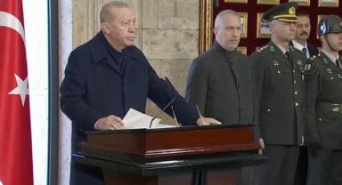 Büyük Önder Atatürk için Anıtkabir'de devlet töreni düzenlendi