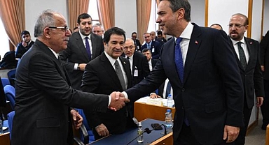 Enerji ve Tabii Kaynaklar Bakanı Bayraktar, Bakanlığının bütçe görüşmelerinde soruları yanıtladı: