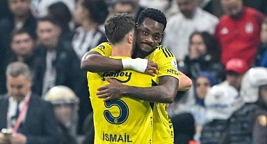 Fenerbahçeli futbolcu Jhon Duran derbide attığı golün mutluluğunu yaşıyor: