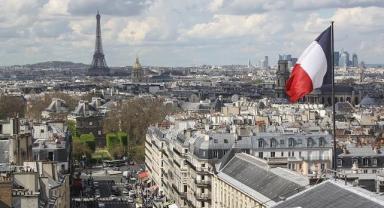 Fransa, ulusal uzay savunmasına 2030'a kadar 4,2 milyar avro ilave yatırım yapacak