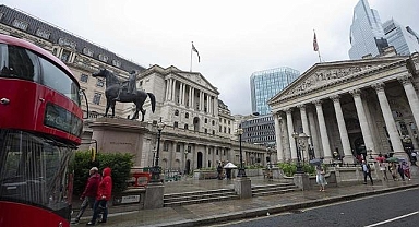 İngiltere Merkez Bankası politika faizinde değişikliğe gitmedi