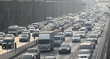 İstanbul'da ara tatilin ardından ikinci iş gününde trafik yoğunluğu