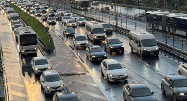 İstanbul'da trafik yoğunluğu yüzde 90'a ulaştı