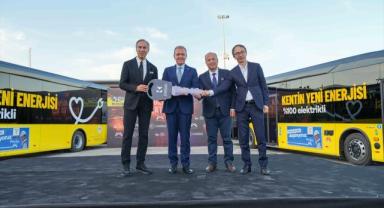 Karsan e-ATA otobüslerini Mersin Büyükşehir Belediyesine teslim etti