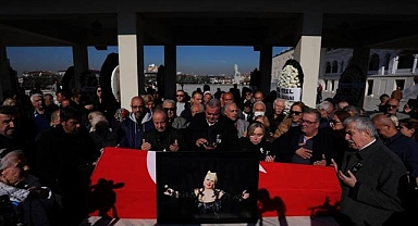 Sanatçı Muazzez Abacı, Ankara'da son yolculuğuna uğurlandı